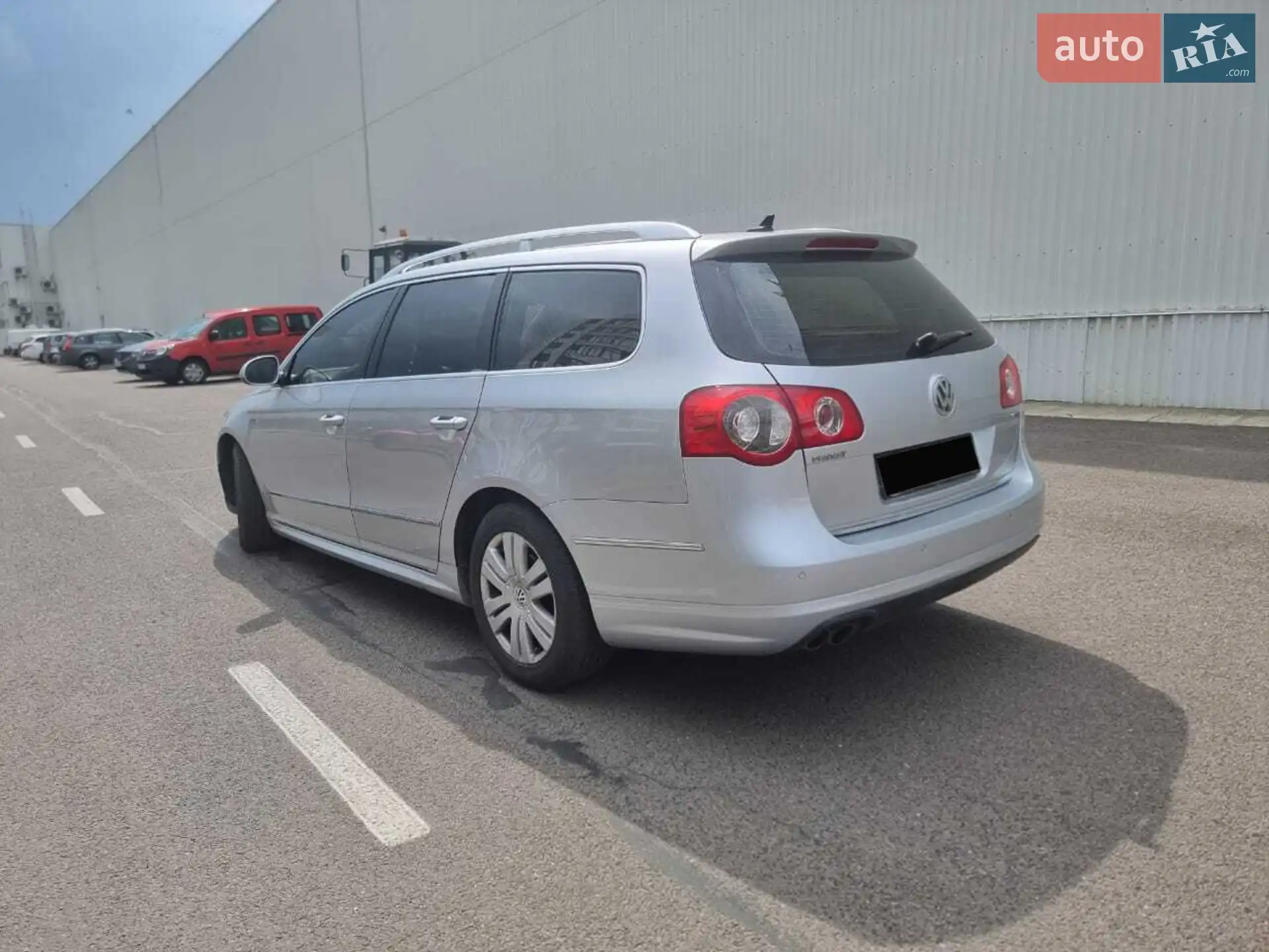 2010 Volkswagen Passat - мініатюра 4