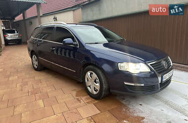Универсал Volkswagen Passat 2010 в Тячеве