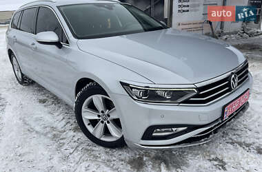 Універсал Volkswagen Passat 2021 в Кам'янці-Бузькій