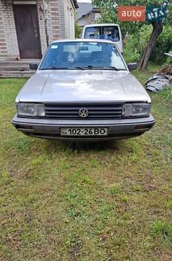 Хэтчбек Volkswagen Passat 1987 в Нововолынске
