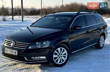 Універсал Volkswagen Passat 2012 в Мукачевому