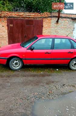 Седан Volkswagen Passat 1995 в Киеве