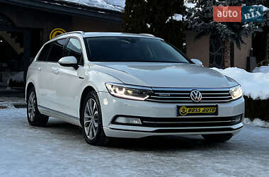 Универсал Volkswagen Passat 2015 в Львове