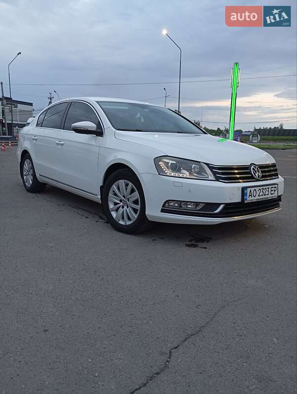 Volkswagen Passat 2012