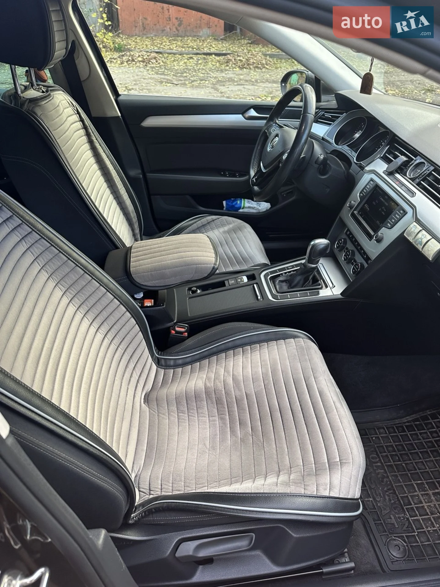 2015 Volkswagen Passat - мініатюра 16