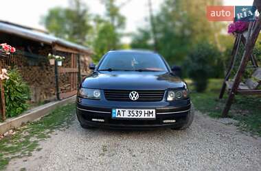 Универсал Volkswagen Passat 1998 в Рогатине