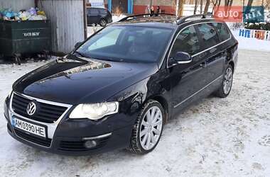 Універсал Volkswagen Passat 2009 в Житомирі