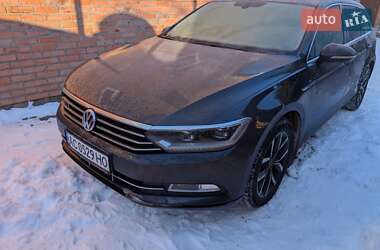 Универсал Volkswagen Passat 2017 в Луцке