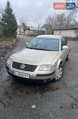 Седан Volkswagen Passat 2001 в Сквирі