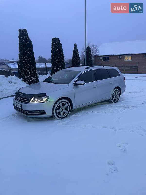 Volkswagen Passat 2011 Volkswagen Passat 2011