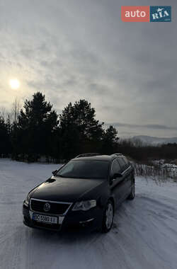 Универсал Volkswagen Passat 2007 в Перегинском