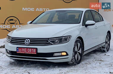 Седан Volkswagen Passat 2017 в Рівному