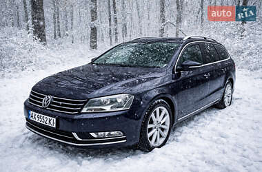 Універсал Volkswagen Passat 2012 в Харкові