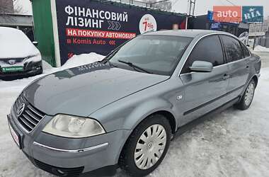 Седан Volkswagen Passat 2002 в Виннице