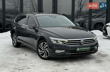 Універсал Volkswagen Passat 2020 в Києві
