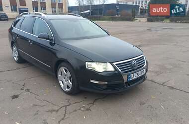Универсал Volkswagen Passat 2006 в Киеве