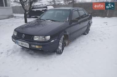 Седан Volkswagen Passat 1995 в Переяславі
