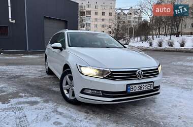 Универсал Volkswagen Passat 2015 в Тернополе