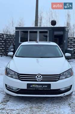Седан Volkswagen Passat 2015 в Киеве