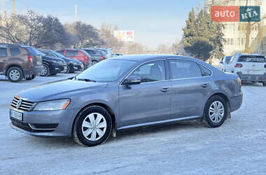 Седан Volkswagen Passat 2013 в Полтаві
