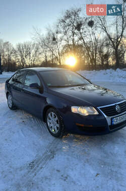 Седан Volkswagen Passat 2005 в Чернигове
