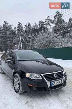 Седан Volkswagen Passat 2010 в Києві