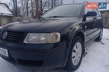 Універсал Volkswagen Passat 2000 в Чернівцях