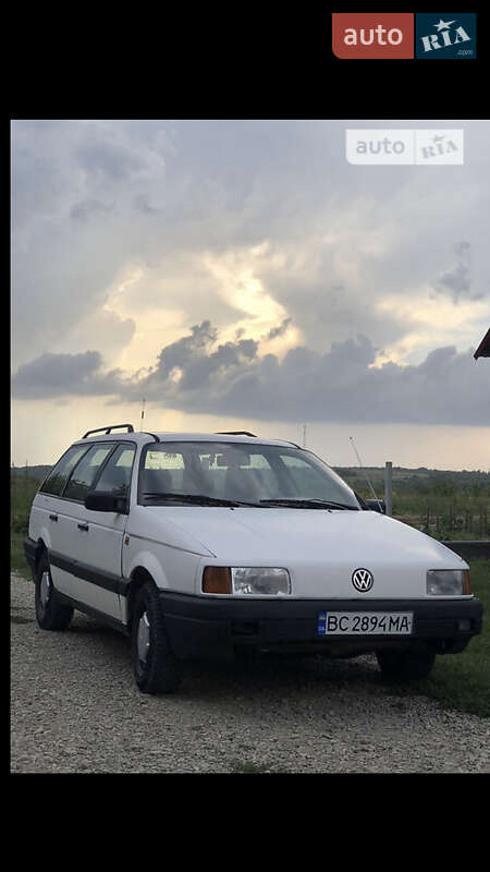 Volkswagen Passat 1992