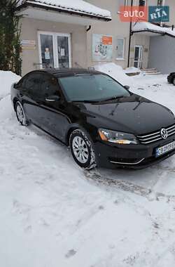 Седан Volkswagen Passat 2014 в Чернигове