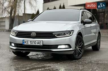 Универсал Volkswagen Passat 2015 в Днепре