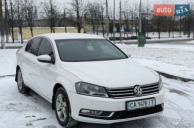 Седан Volkswagen Passat 2013 в Кременчуге