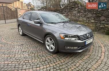 Седан Volkswagen Passat 2014 в Хусте