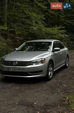 Седан Volkswagen Passat 2014 в Львове