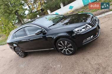 Седан Volkswagen Passat 2013 в Николаеве