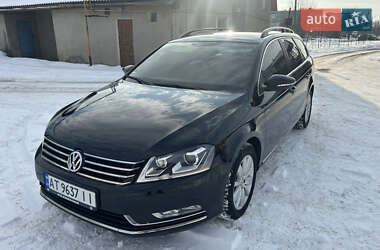 Универсал Volkswagen Passat 2011 в Калуше