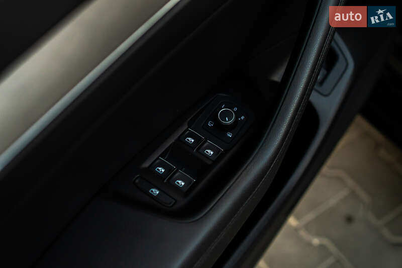 Универсал Volkswagen Passat 2019 в Луцке фото 57 Универсал Volkswagen Passat 2019 в Луцке