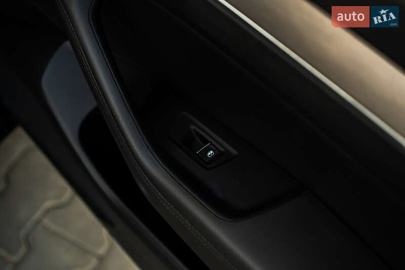Универсал Volkswagen Passat 2019 в Луцке фото 63 Универсал Volkswagen Passat 2019 в Луцке