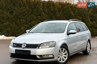 Універсал Volkswagen Passat 2012 в Дрогобичі