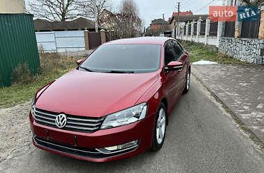 Седан Volkswagen Passat 2015 в Киеве