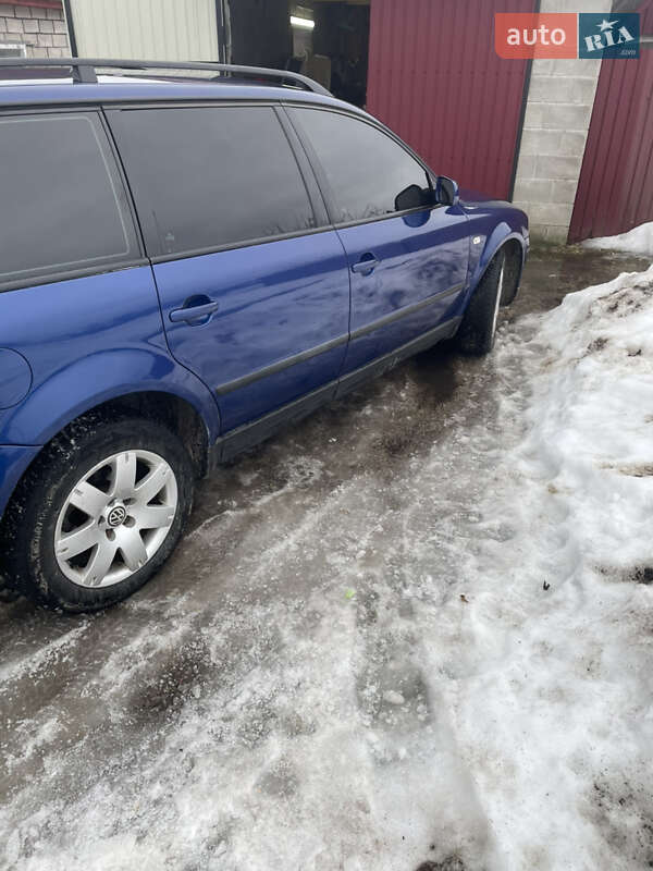 Универсал Volkswagen Passat 2000 в Заречном