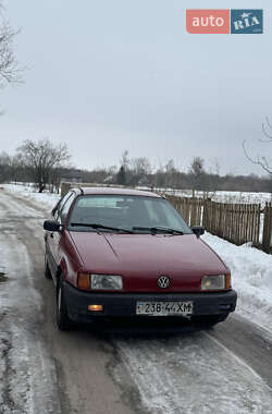 Седан Volkswagen Passat 1991 в Заречном