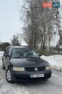 Универсал Volkswagen Passat 1997 в Ровно