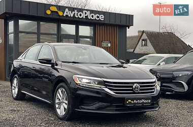 Седан Volkswagen Passat 2020 в Луцьку