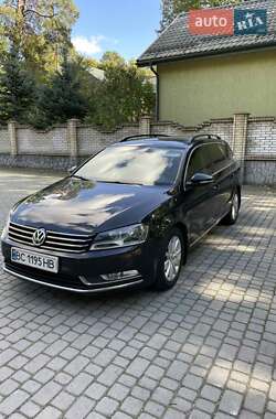 Универсал Volkswagen Passat 2011 в Львове