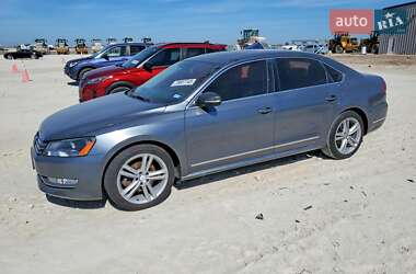 Седан Volkswagen Passat 2014 в Луцке