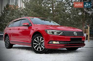 Універсал Volkswagen Passat 2016 в Івано-Франківську