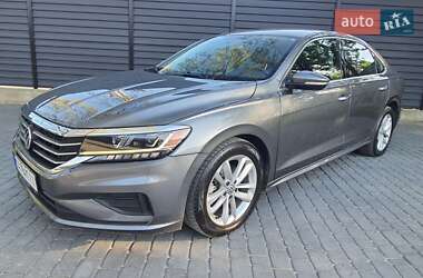 Седан Volkswagen Passat 2020 в Києві