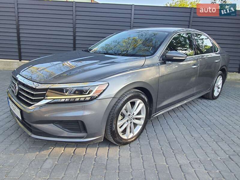 Седан Volkswagen Passat 2020 в Киеве