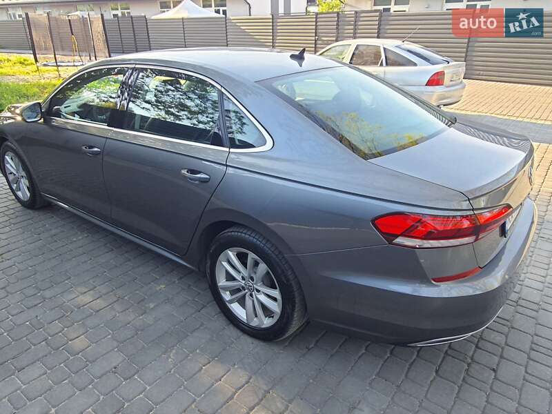 Седан Volkswagen Passat 2020 в Киеве