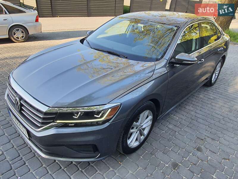 Седан Volkswagen Passat 2020 в Киеве